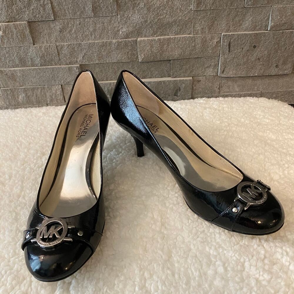 Michael Kors Monogram Pumps EUC - Size 8.5